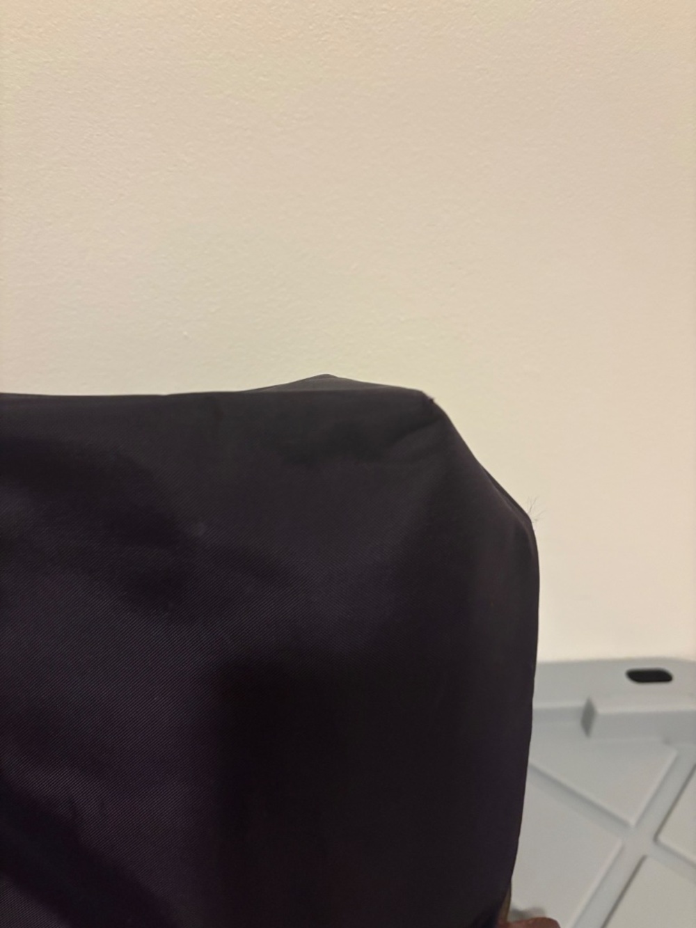 Plum Longchamp Le Pliage Nylon Tote – Medium - Picture 12 of 15